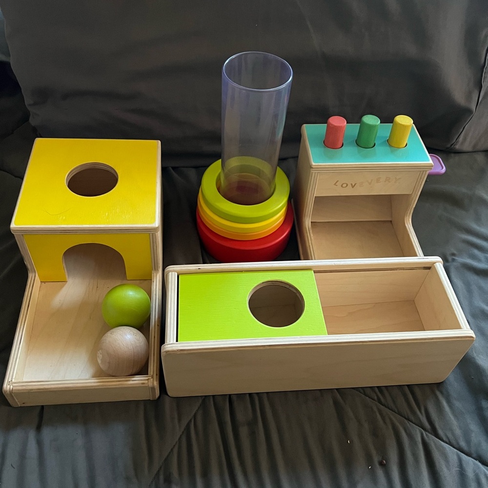LOVEVERY Montessori toys bundle
